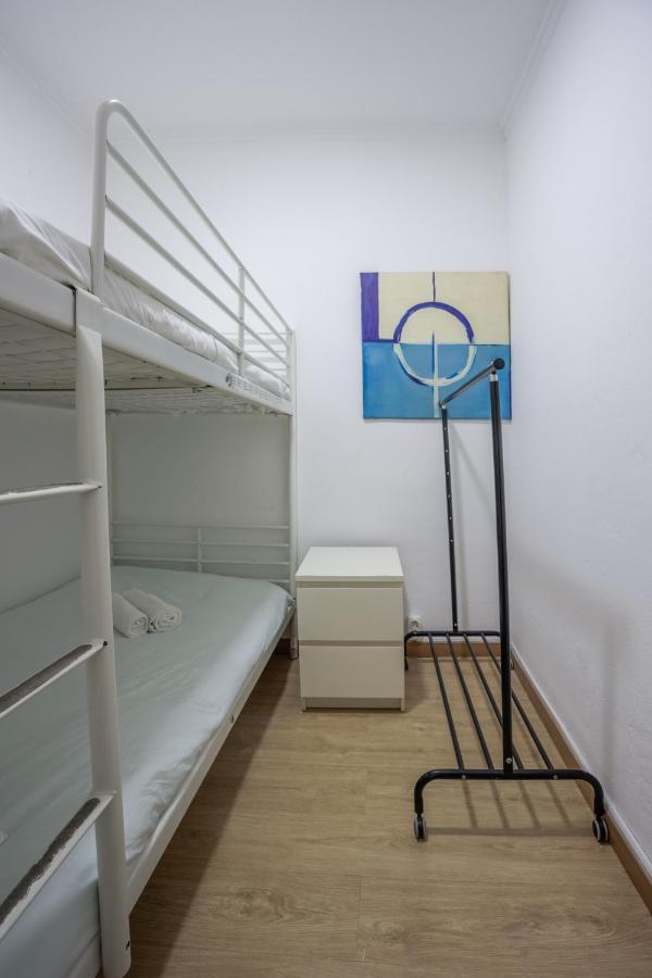 Lovely Apt In Bairro Alto Lisbon Exterior photo